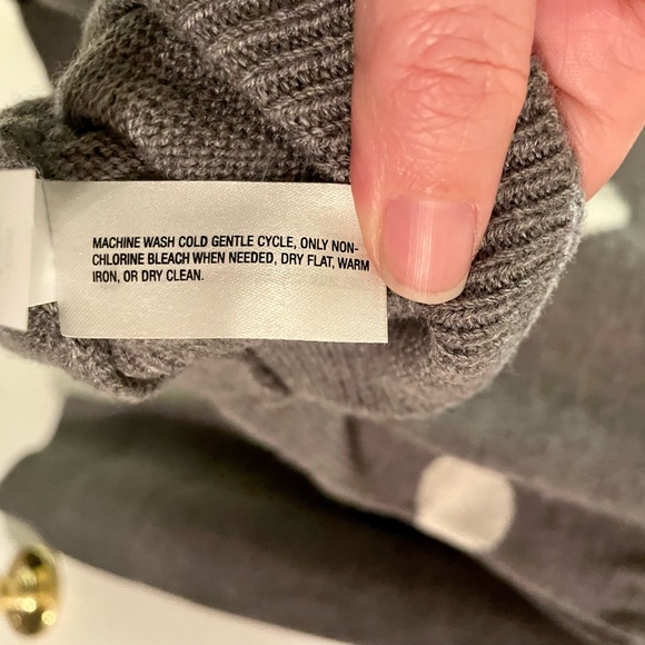 Gap Grey sweater with white polka dots Large - Picture 7 of 11